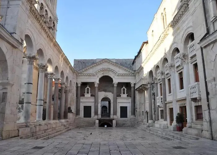 Le Grey, Modern & Luxurious In Centre Apartamento