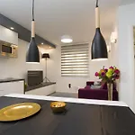 Le Grey, Modern & Luxurious In Centre Διαμέρισμα *
