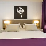 Le Grey, Modern & Luxurious In Centre Διαμέρισμα