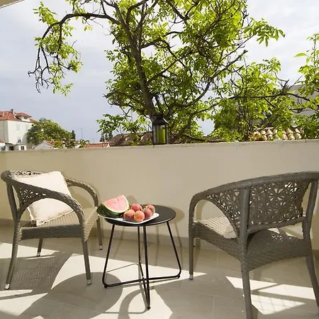 Le Grey, Modern & Luxurious In Centre 스플리트