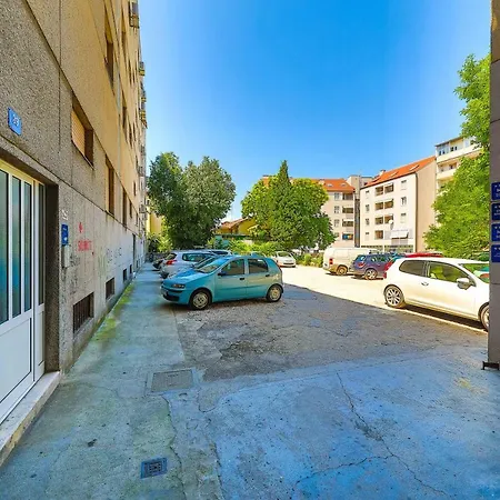 Apartman Le Grey, Modern & Luxurious In Centre *