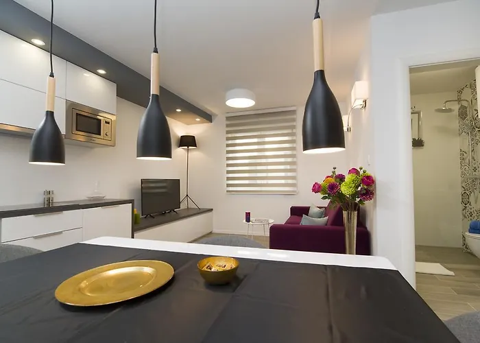 Le Grey, Modern & Luxurious In Centre Apartment *